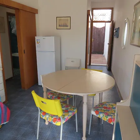 Apartment Rotondina 25 *