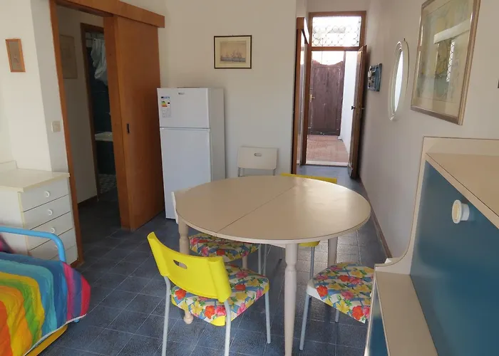 Apartman Rotondina 25 *